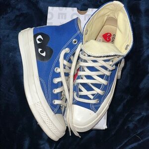 Comme des Garçons PLAY Kids Blue Heart High-Top Sneakers